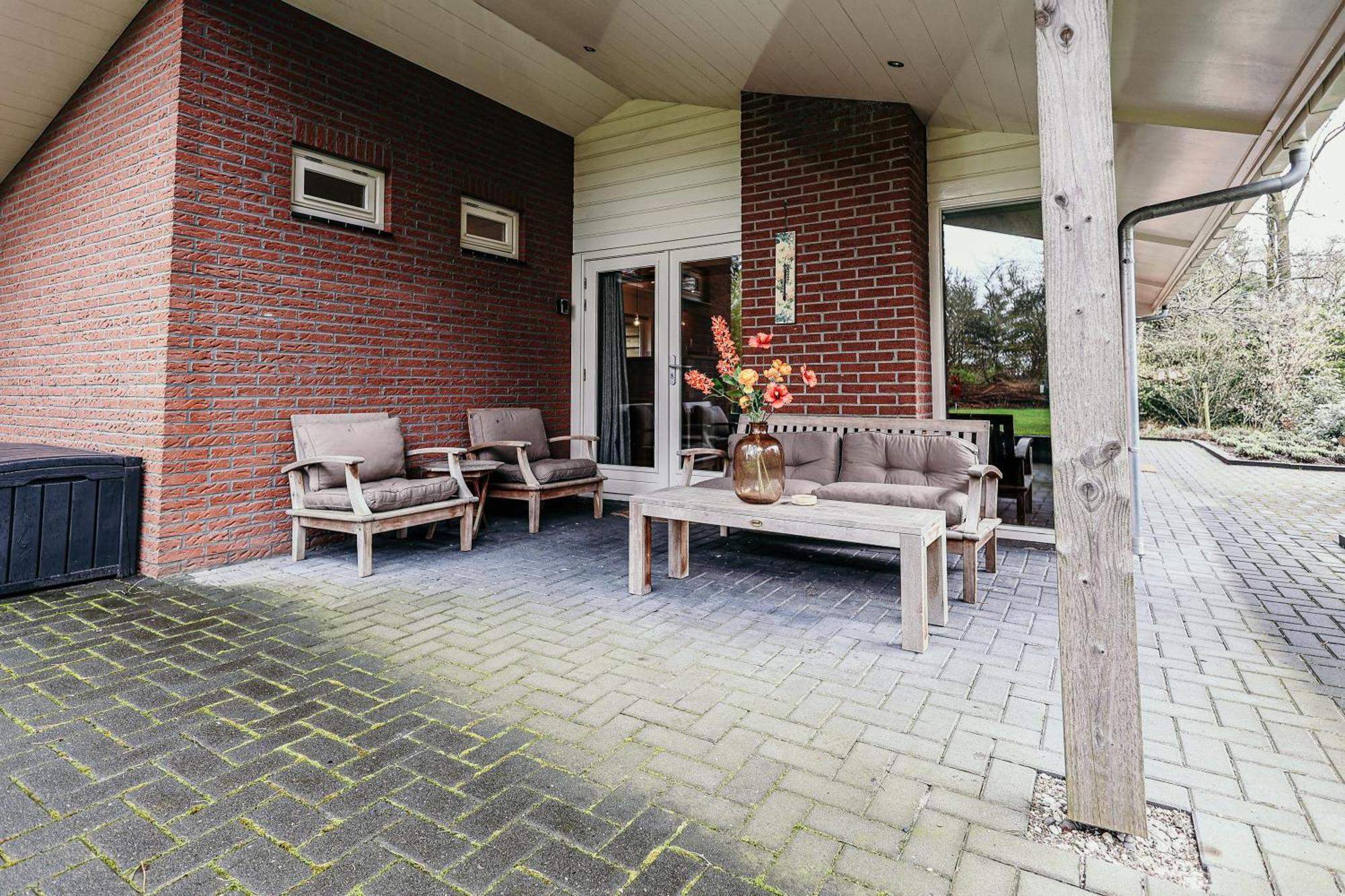 Huisje Elfde Wijk Rheezerveen Luaran gambar